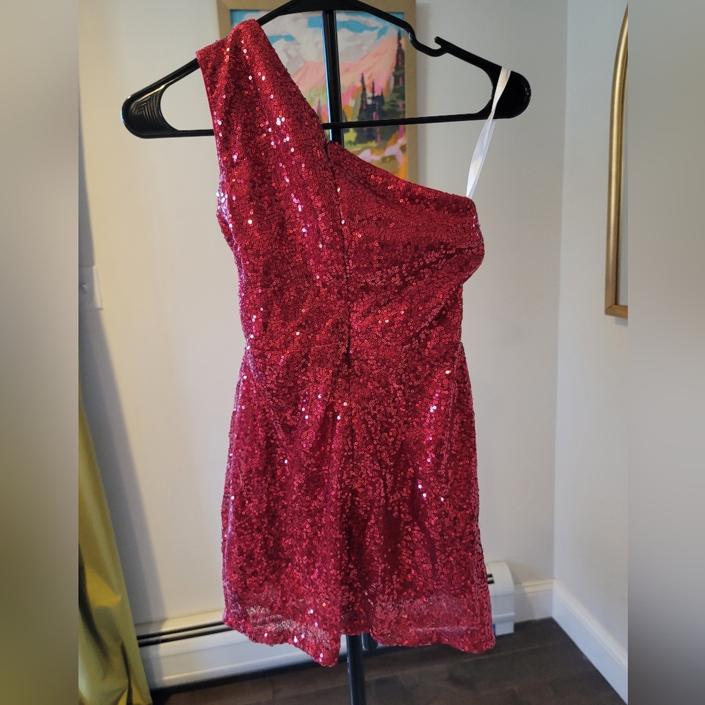 One-Shoulder Red Sequin Party Dress - Picture 2 of 3